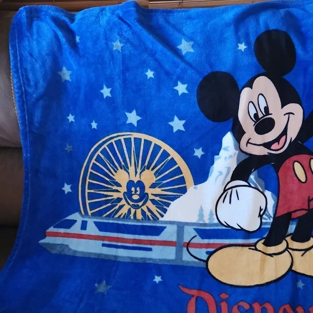 Disneyland Mickey Mouse Soft Throw Blanket